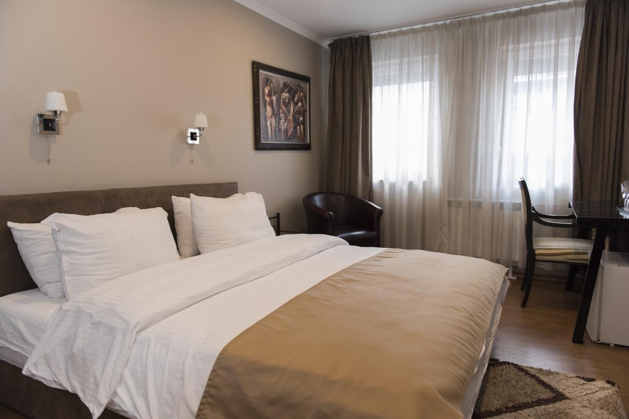 Hotel Super 8 Skopje Exteriér fotografie